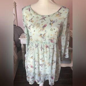 About a girl humming bird blouse